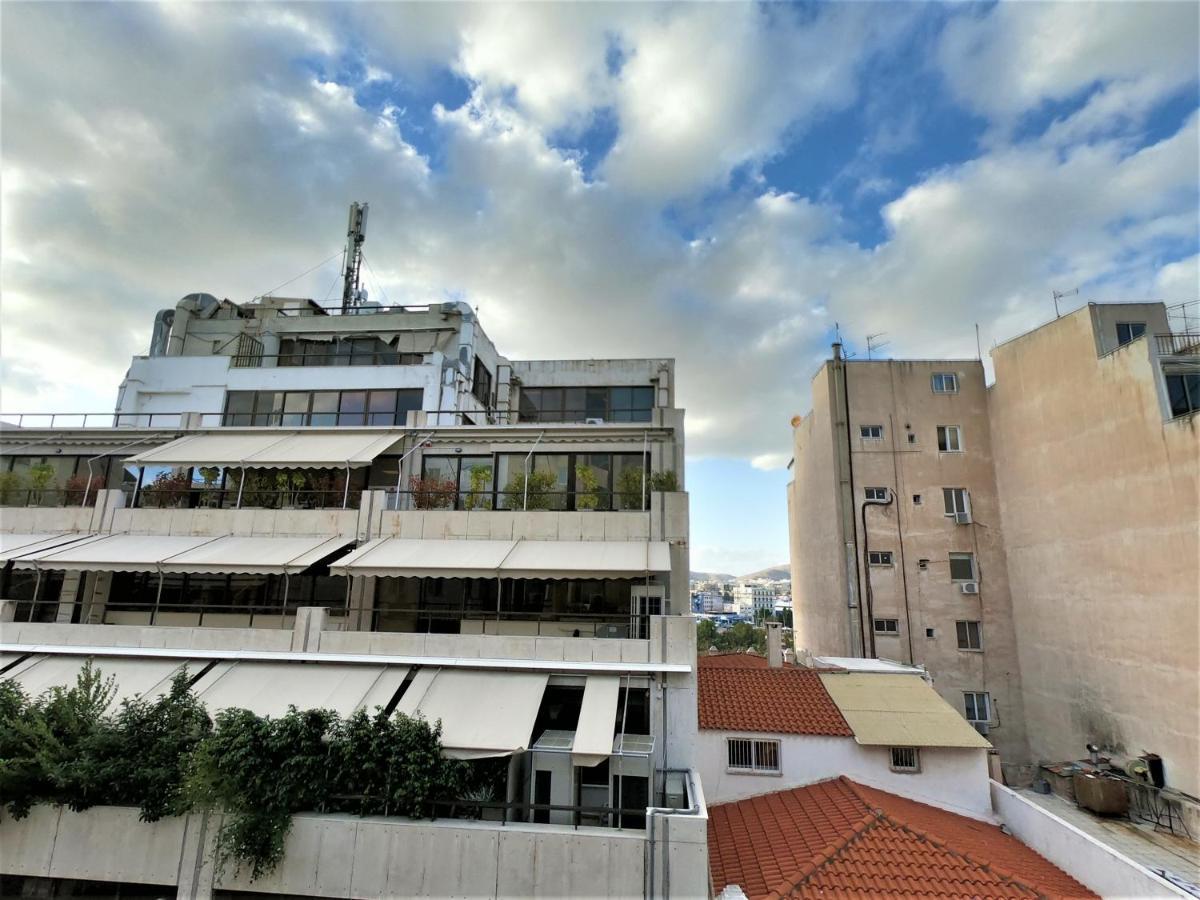 Achillion Hotel Piraeus Exterior photo